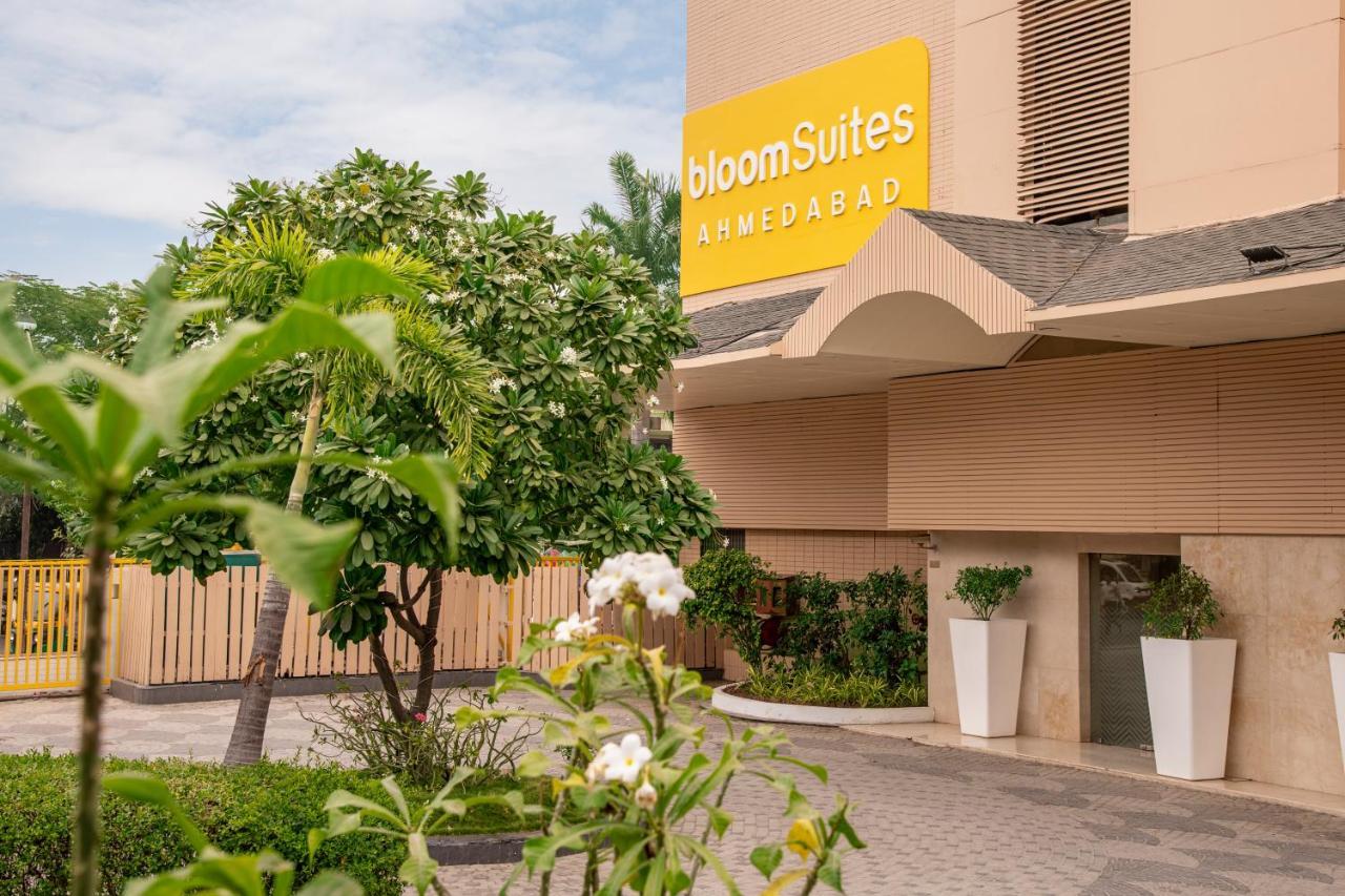 Bloomsuites L Ahmedabad Ngoại thất bức ảnh